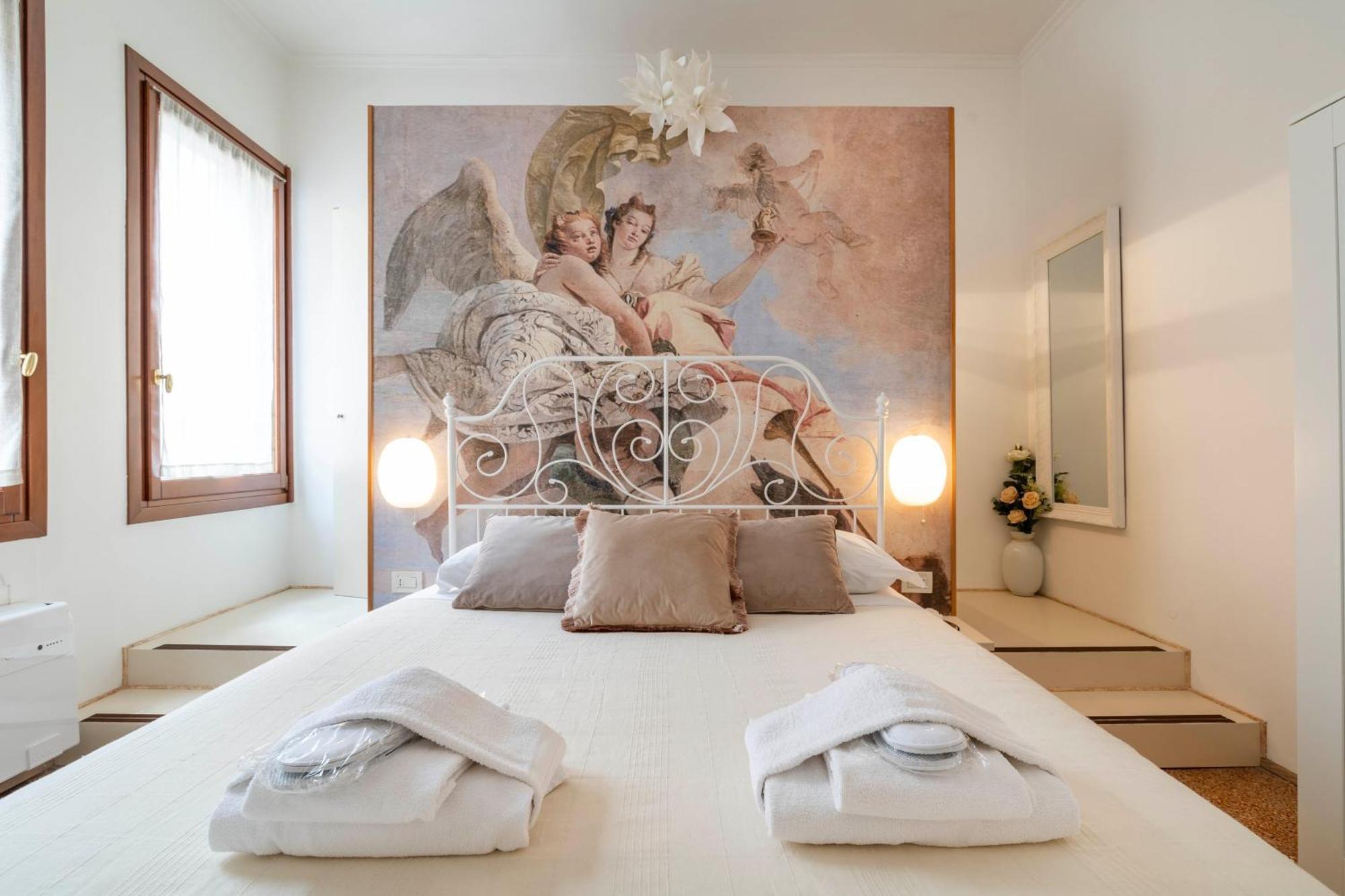 Ca' Pestrin Suite House - San Marco Square ヴェネツィア エクステリア 写真
