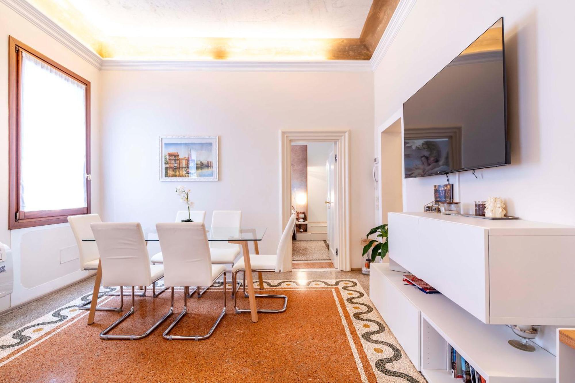 Ca' Pestrin Suite House - San Marco Square ヴェネツィア エクステリア 写真